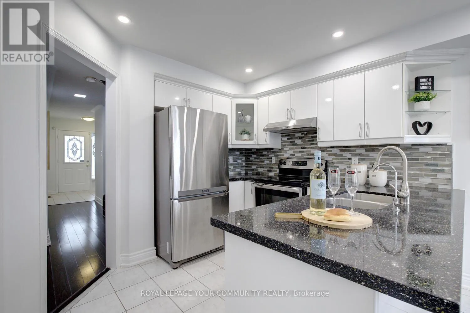 2 BESTVIEW CRESCENT