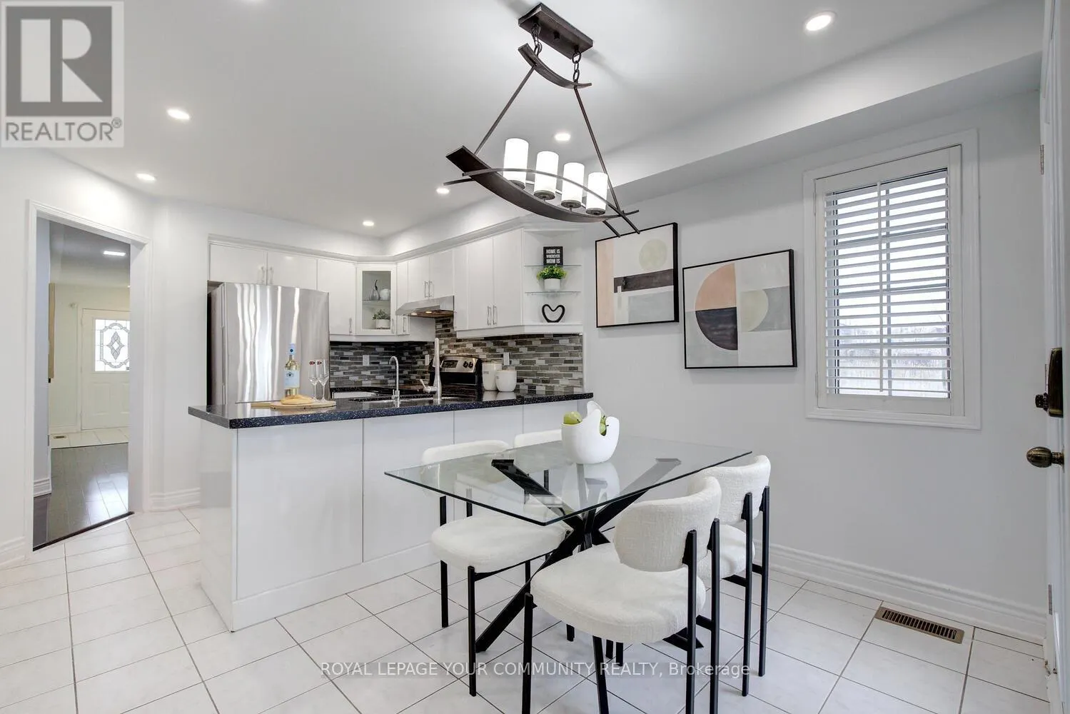 2 BESTVIEW CRESCENT