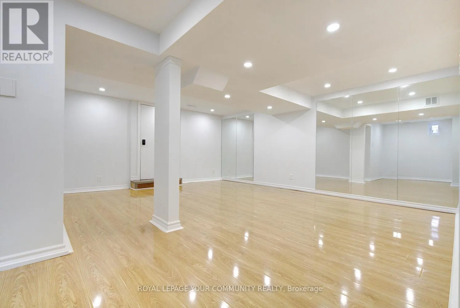 2 BESTVIEW CRESCENT