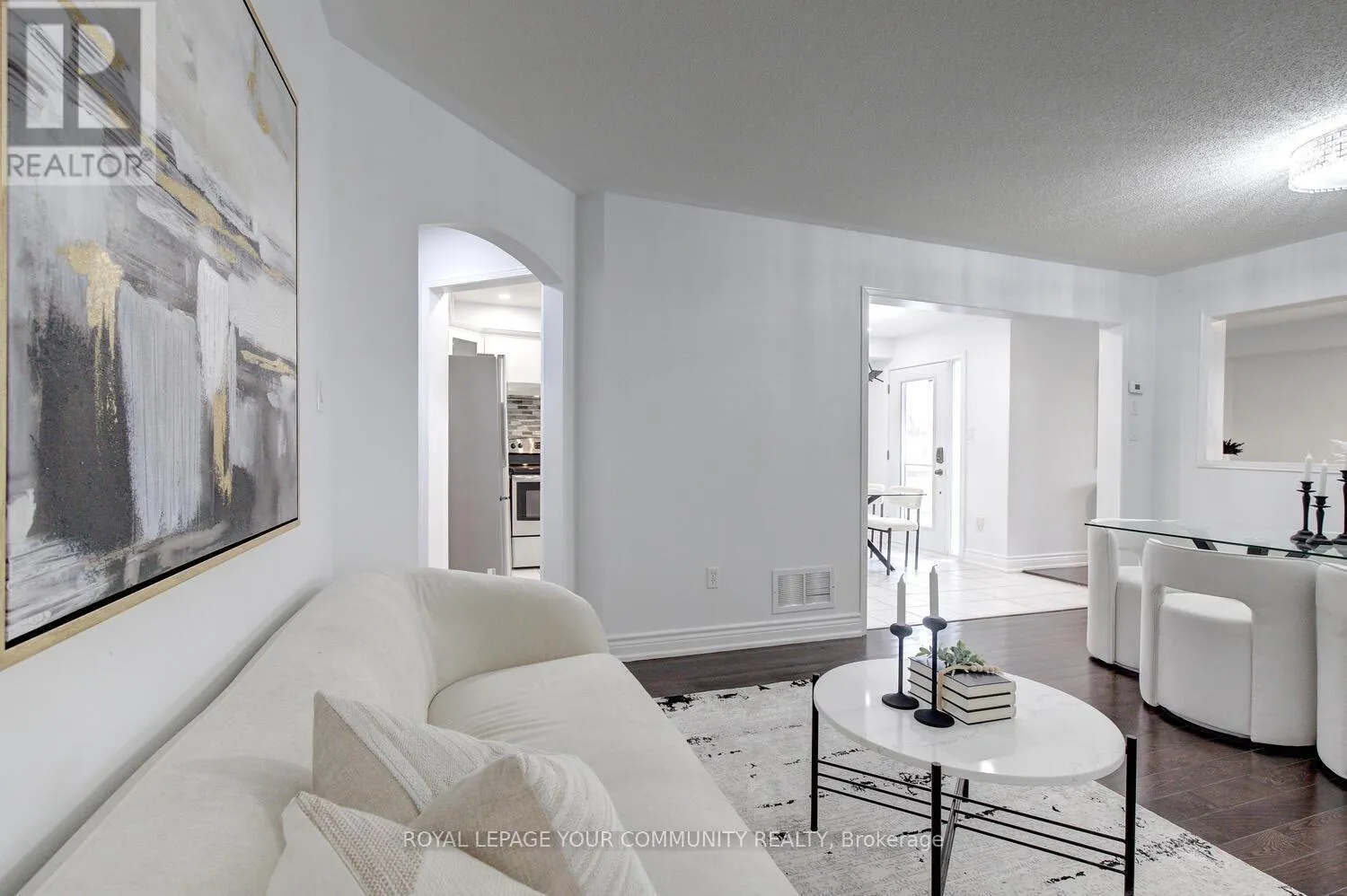 2 BESTVIEW CRESCENT