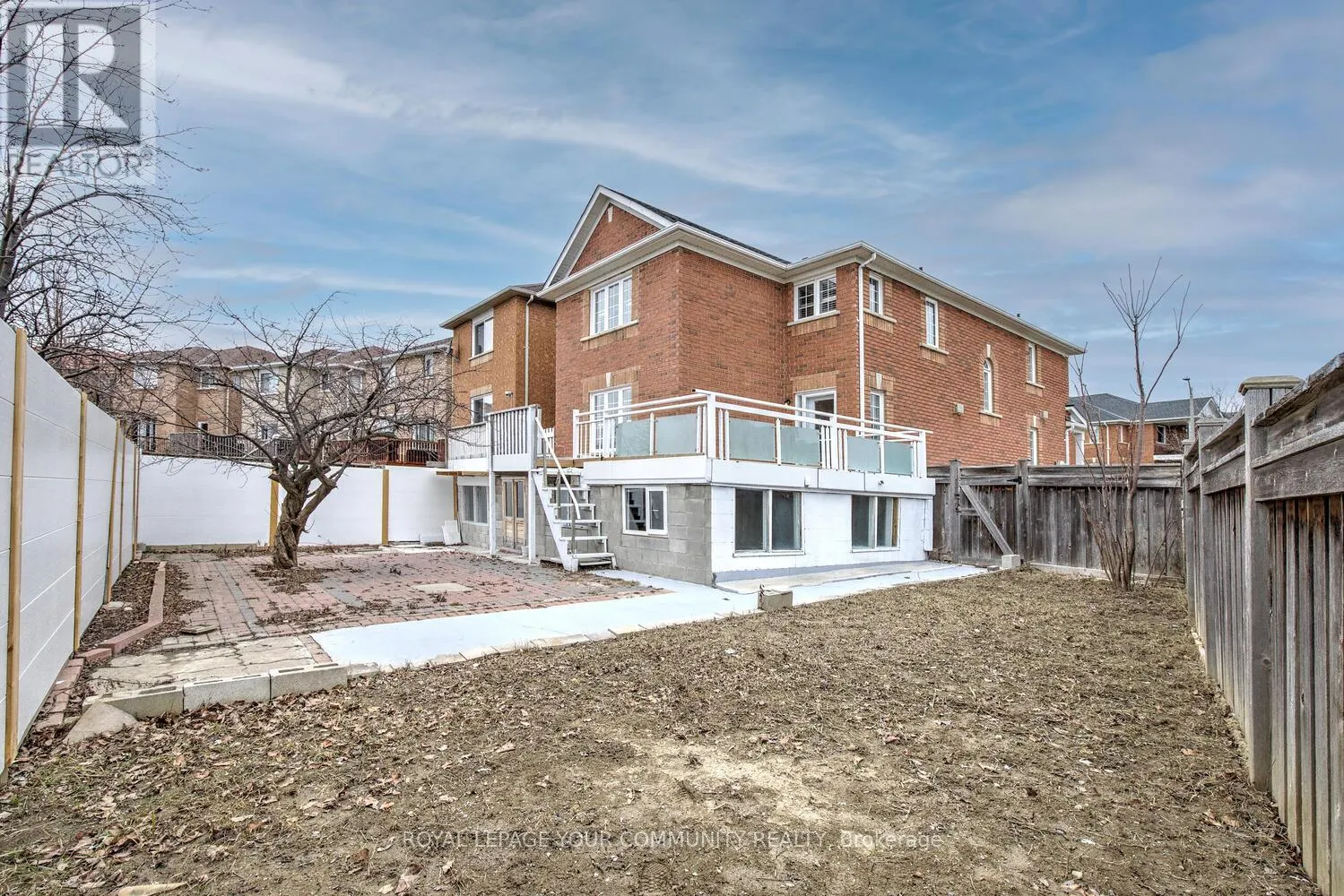 2 BESTVIEW CRESCENT