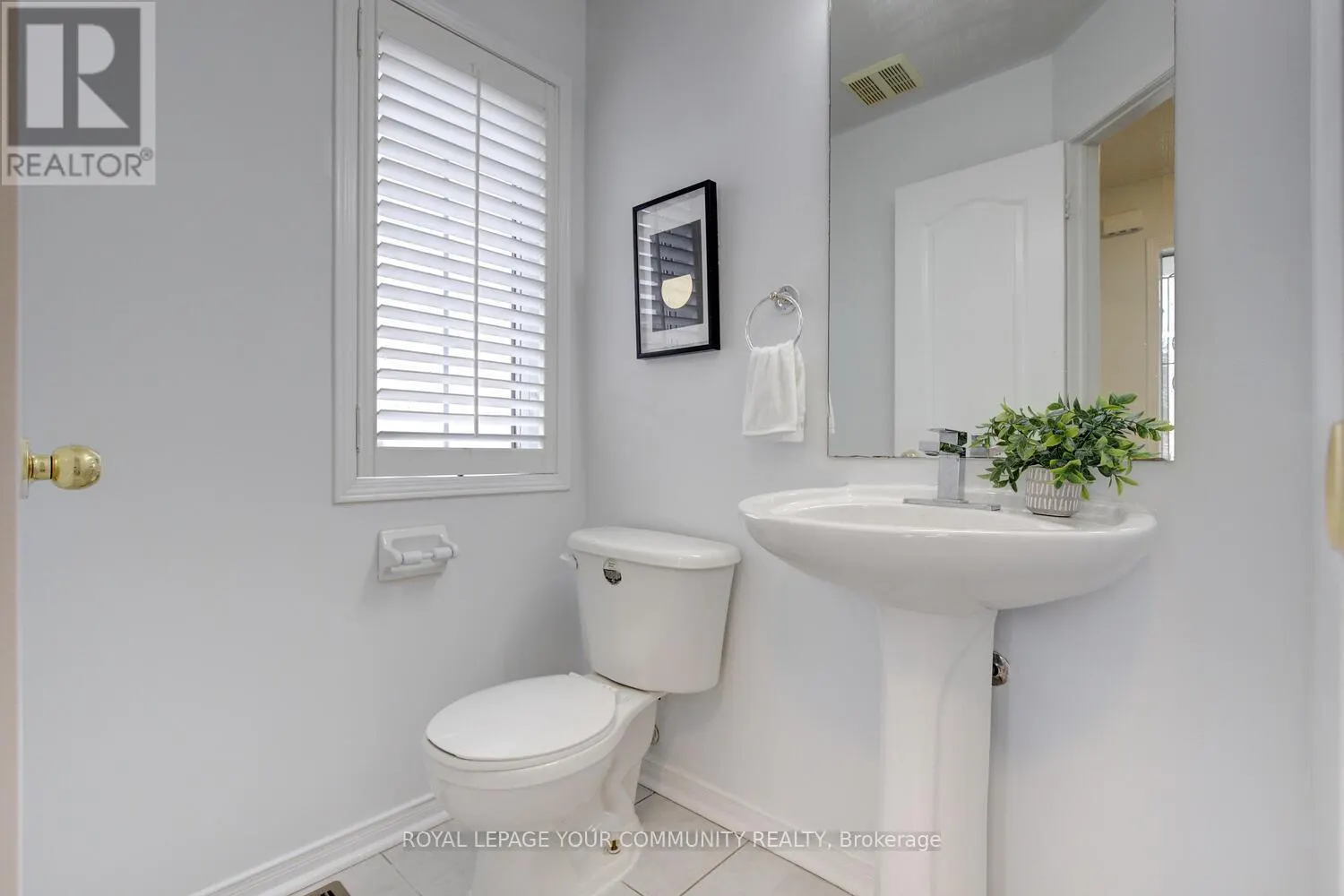 2 BESTVIEW CRESCENT
