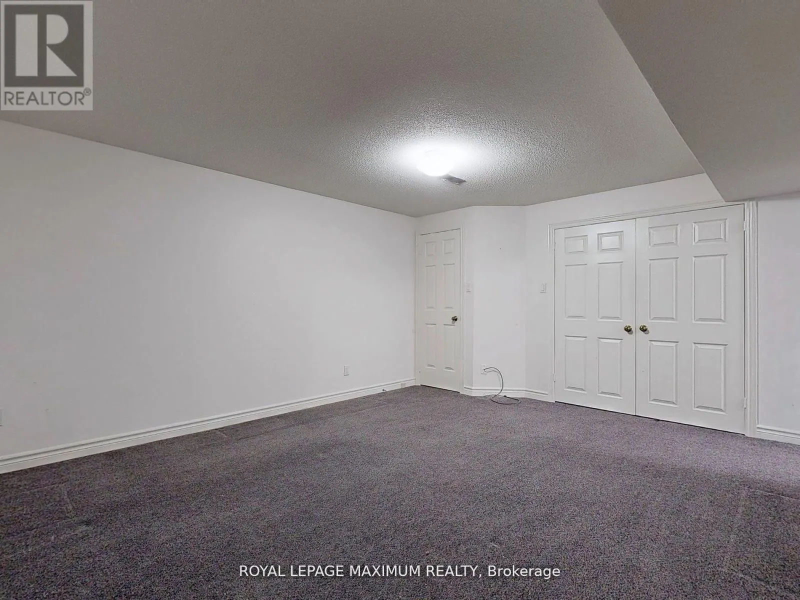 22 A WALTHAM CRESCENT