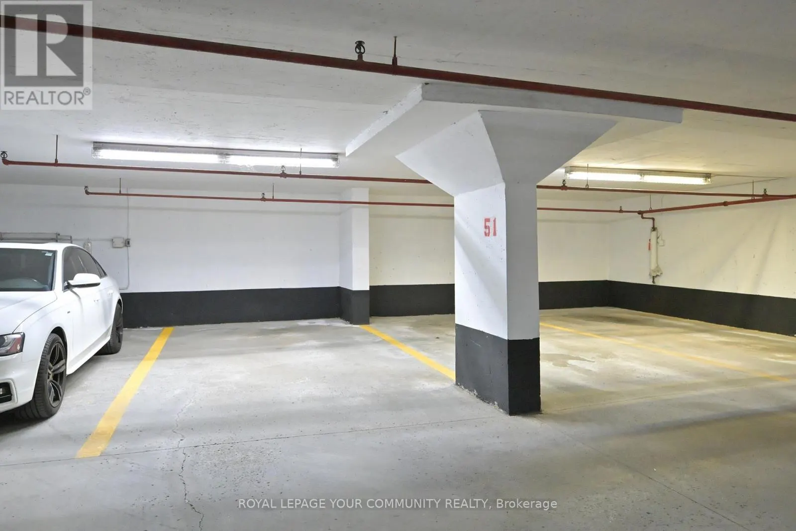 205 - 309 MAJOR MACKENZIE DRIVE