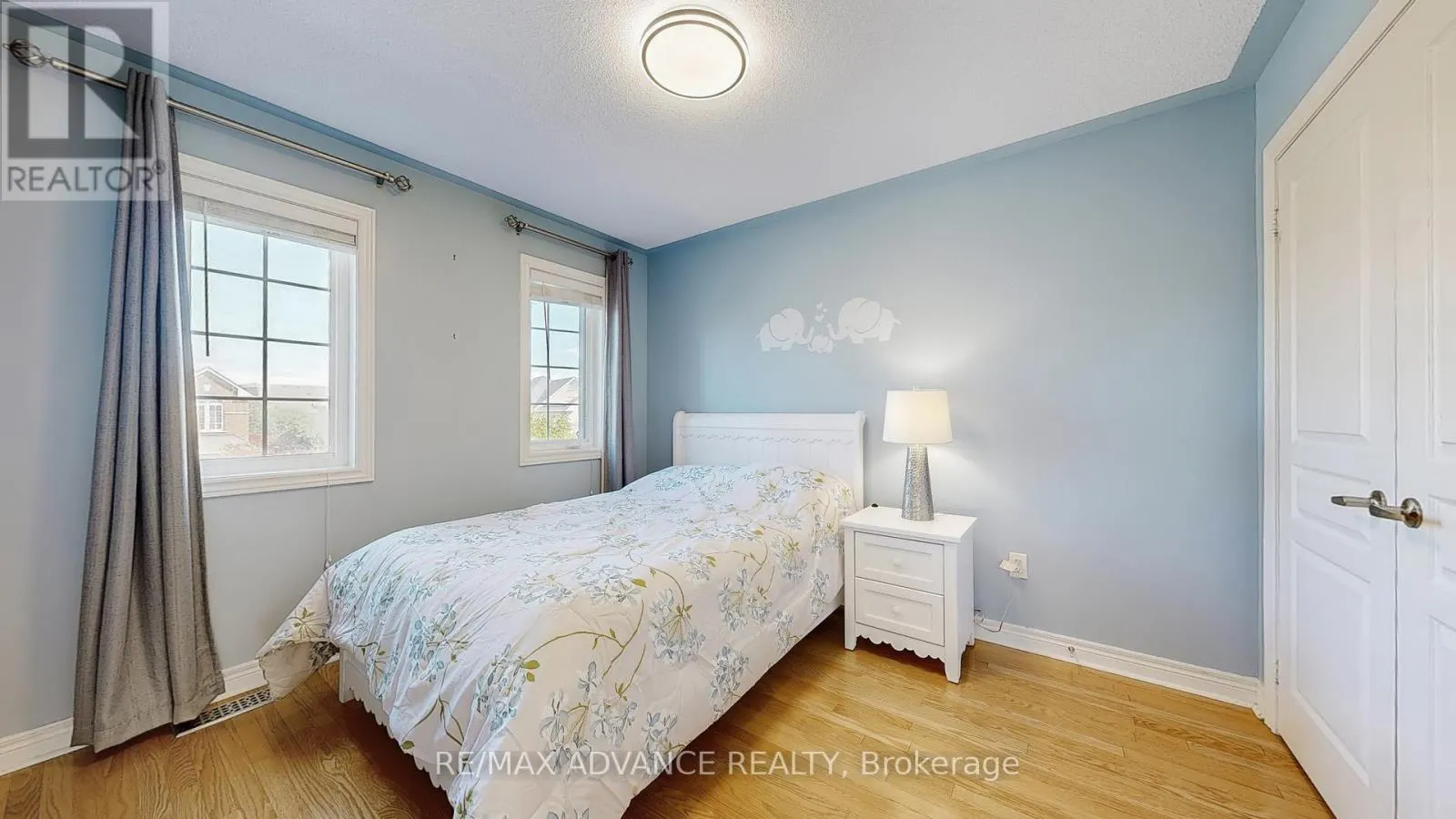 151 LARAMIE CRESCENT
