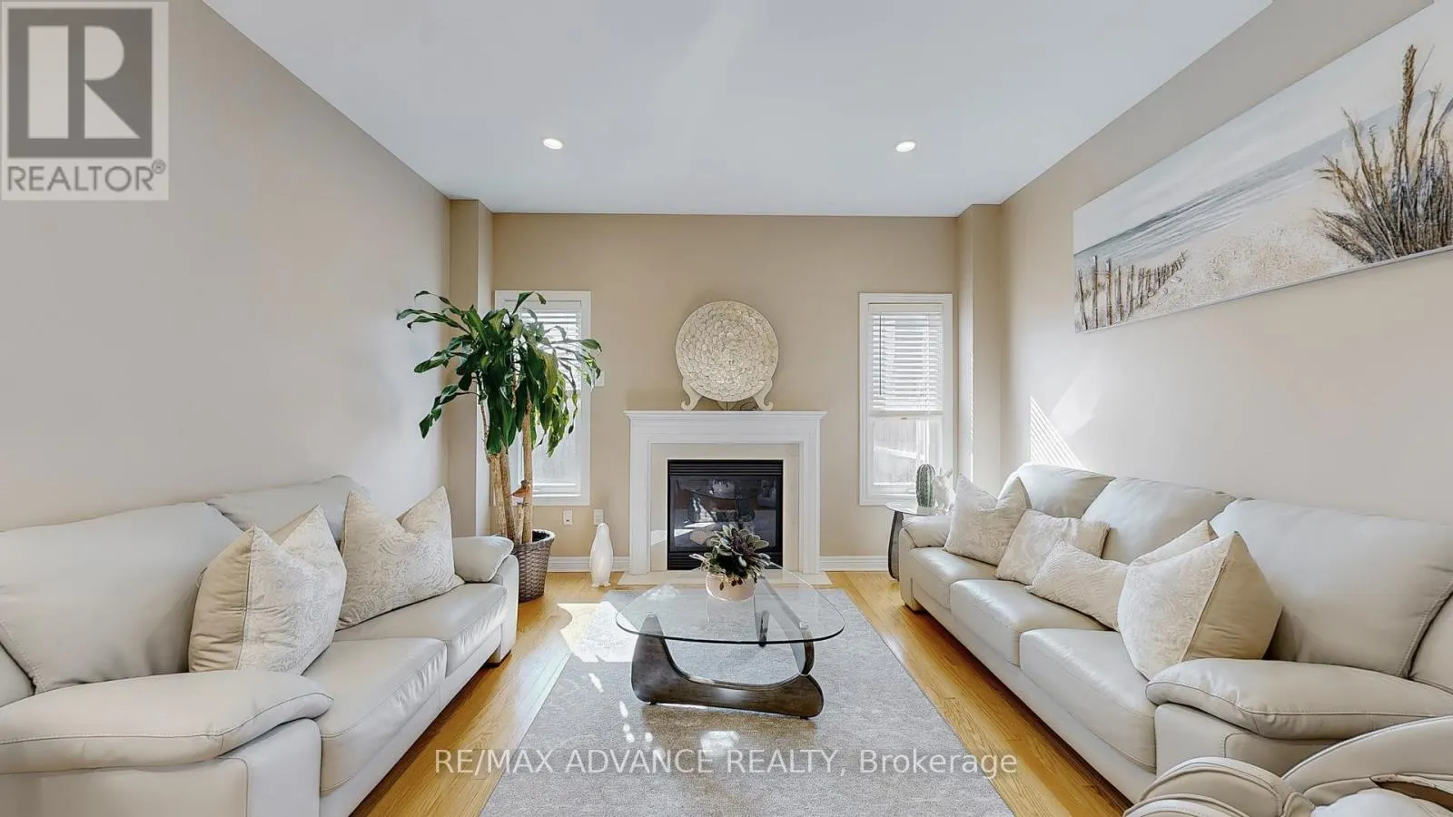 151 LARAMIE CRESCENT