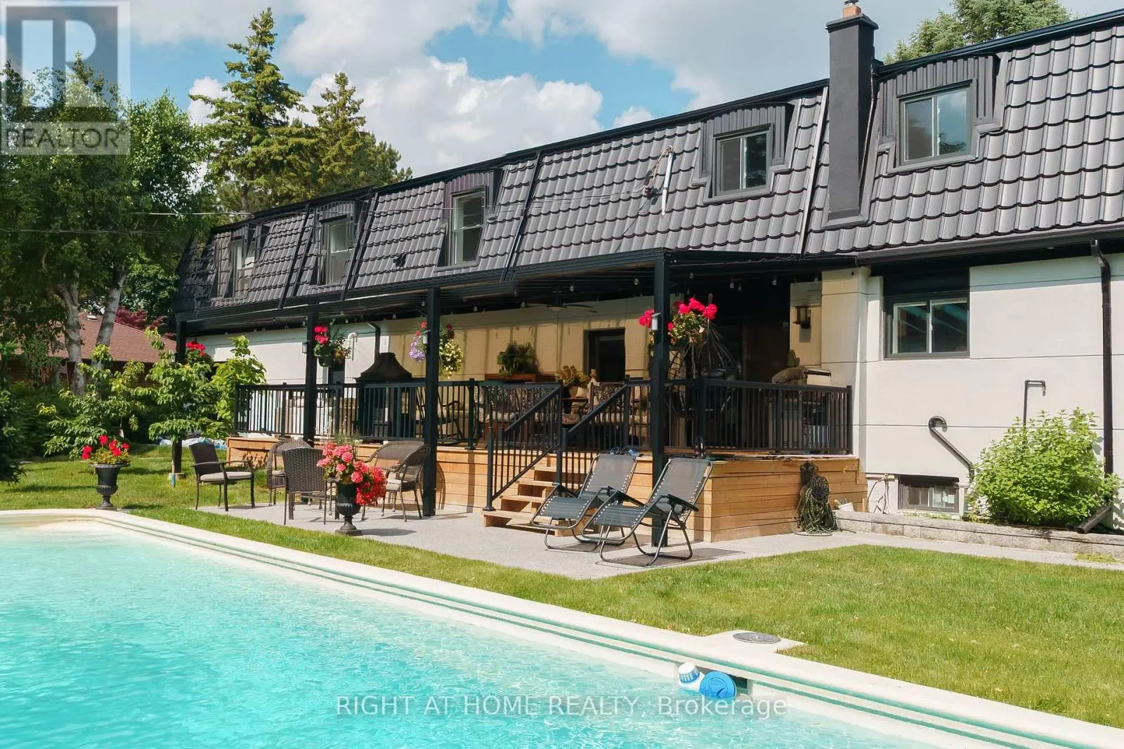 6 LADYSLIPPER COURT