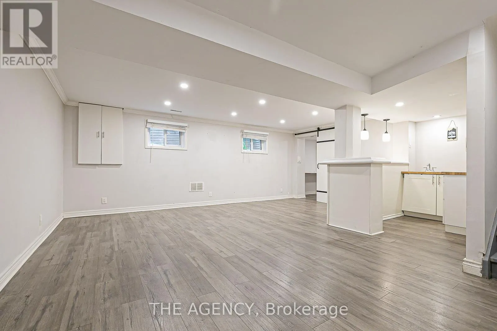 310 PRIMROSE LANE