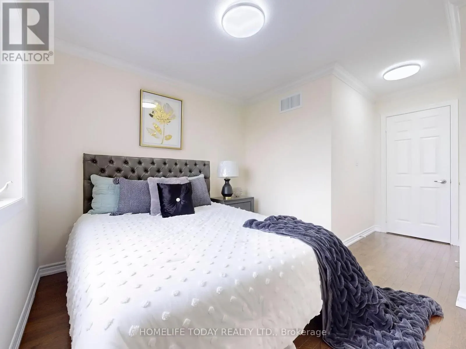 MAIN - 468 ROY RAINEY AVENUE