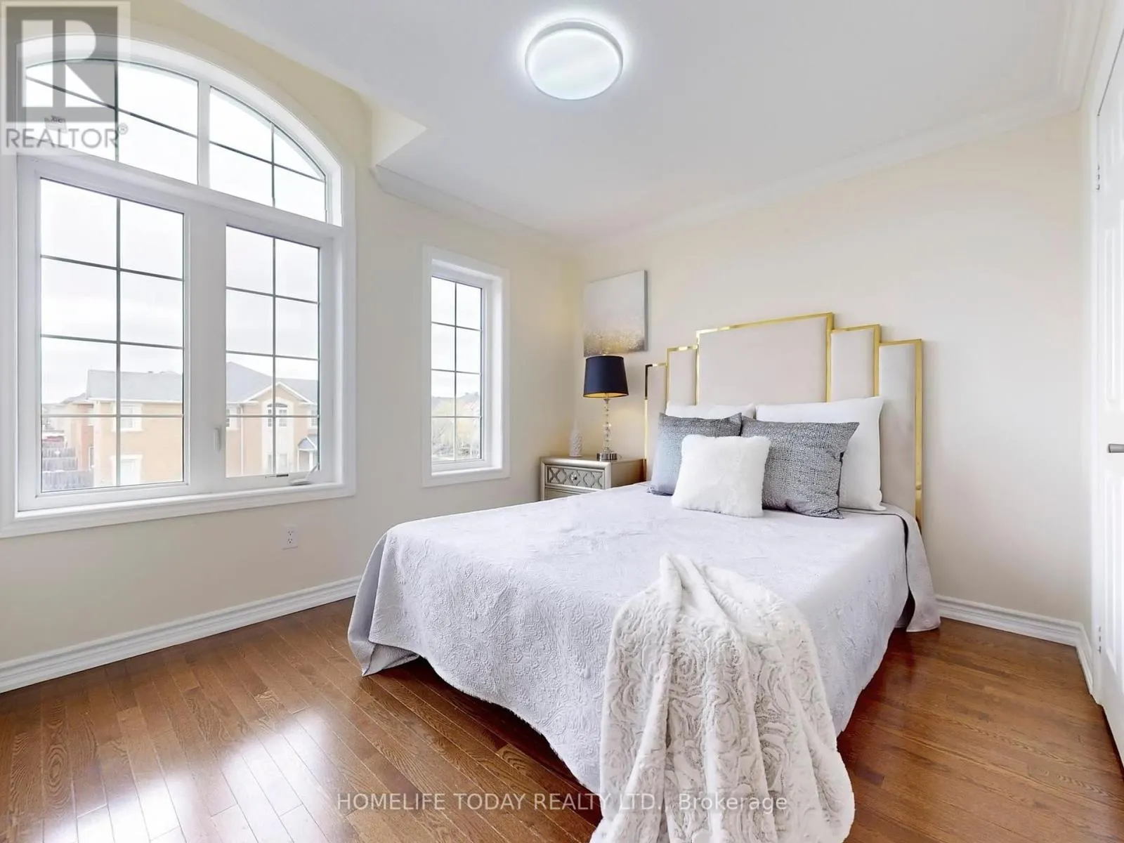 MAIN - 468 ROY RAINEY AVENUE