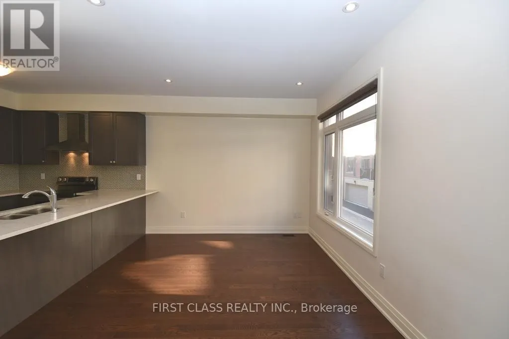 24 TEASEL WAY