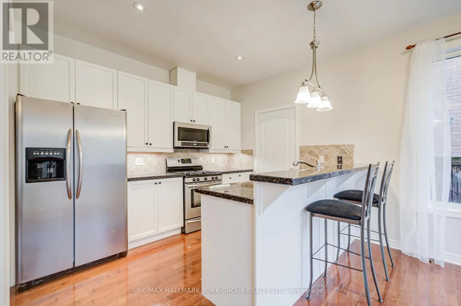 123 OAKBOROUGH DRIVE