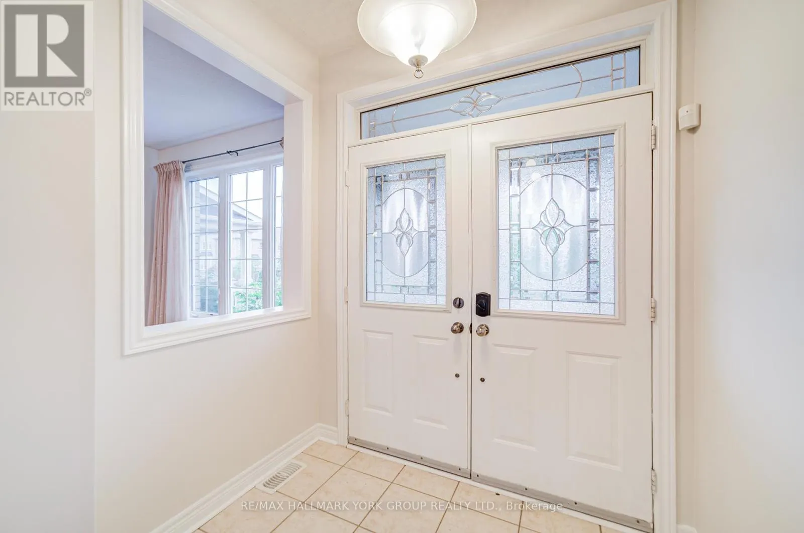 123 OAKBOROUGH DRIVE
