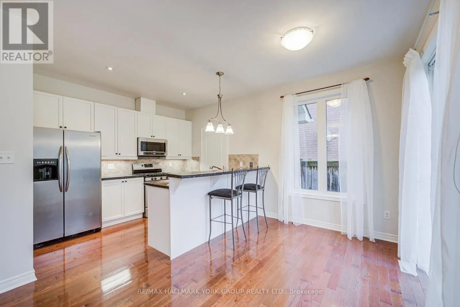 123 OAKBOROUGH DRIVE