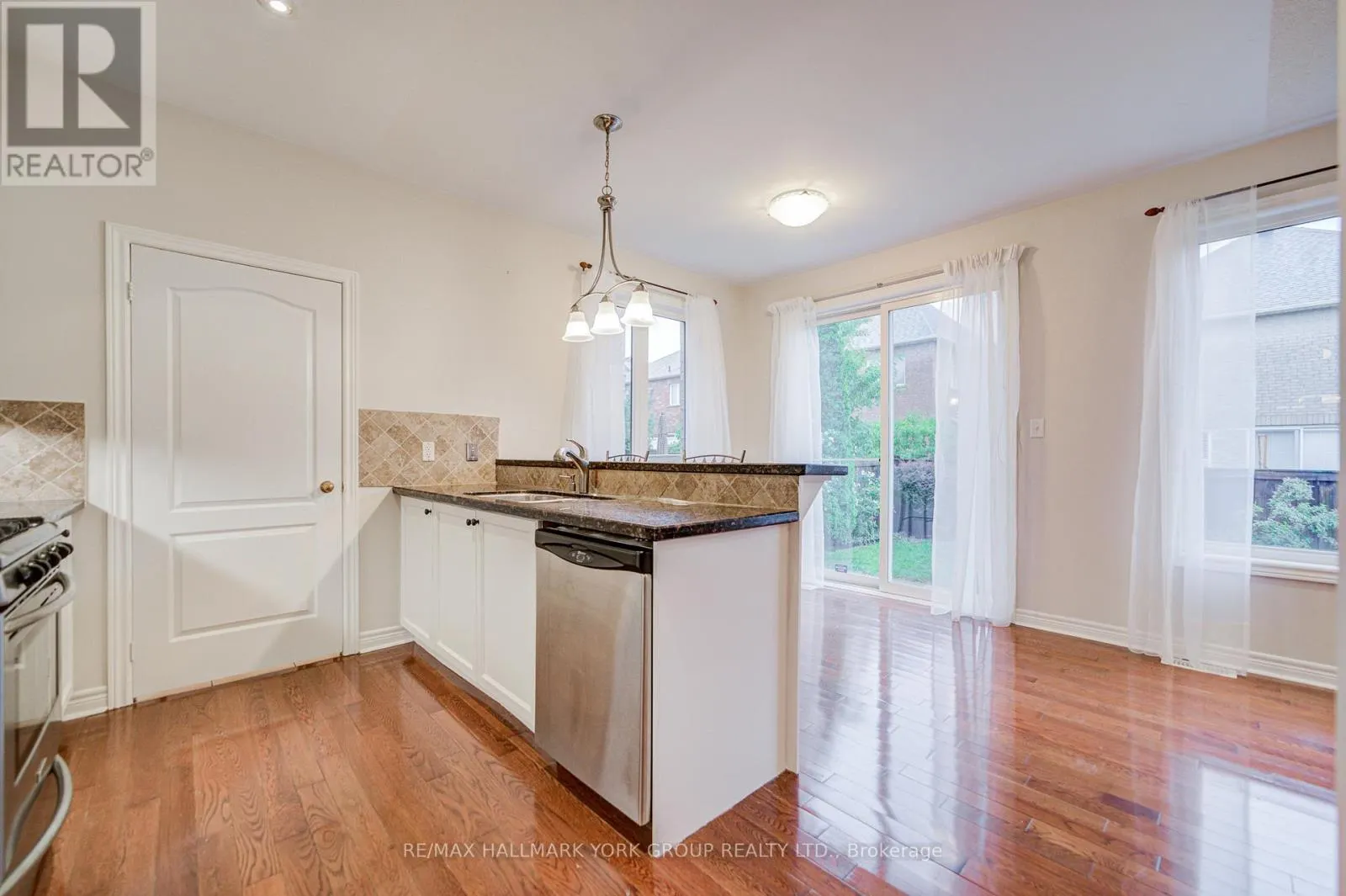123 OAKBOROUGH DRIVE