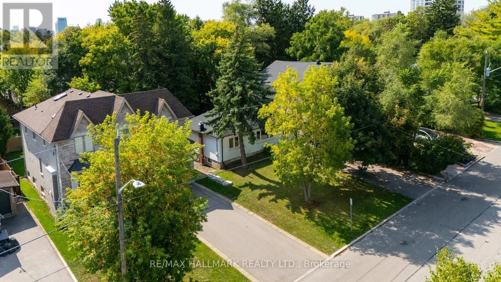 43 MEADOWVIEW AVENUE