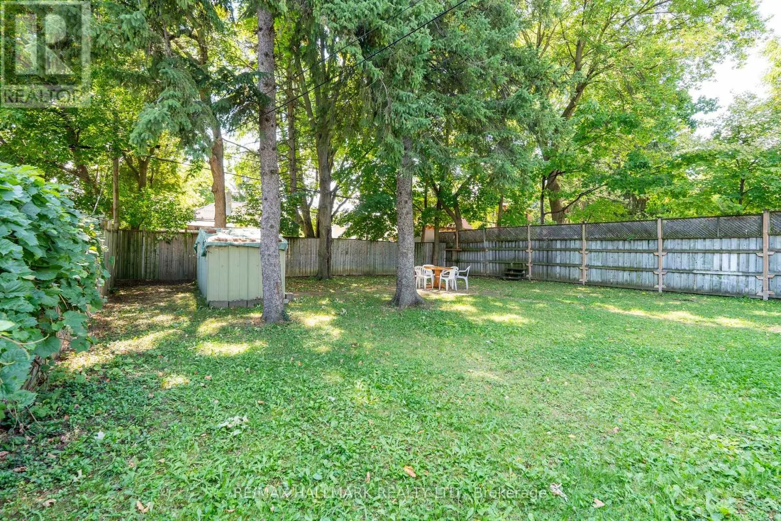 43 MEADOWVIEW AVENUE