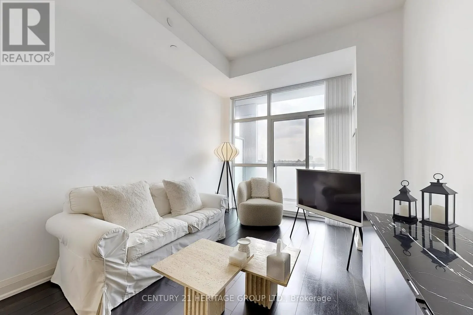 322 - 8763 BAYVIEW AVENUE