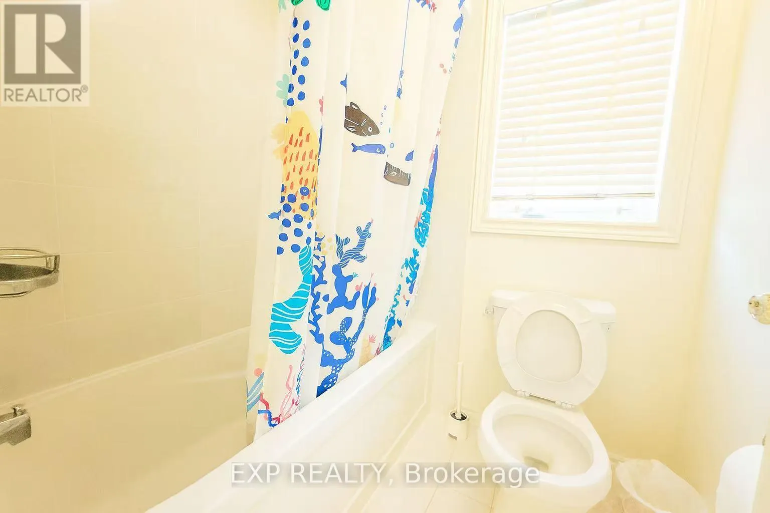 278 THE BRIDLE WALK