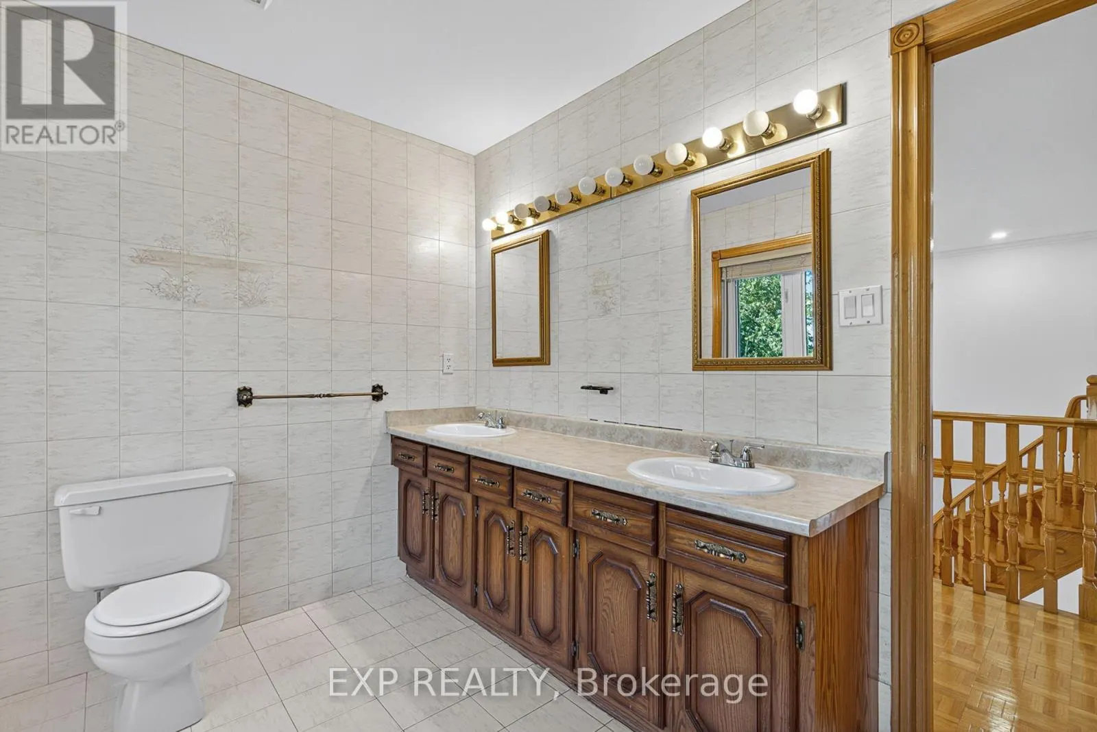 315 STEPHANIE BOULEVARD