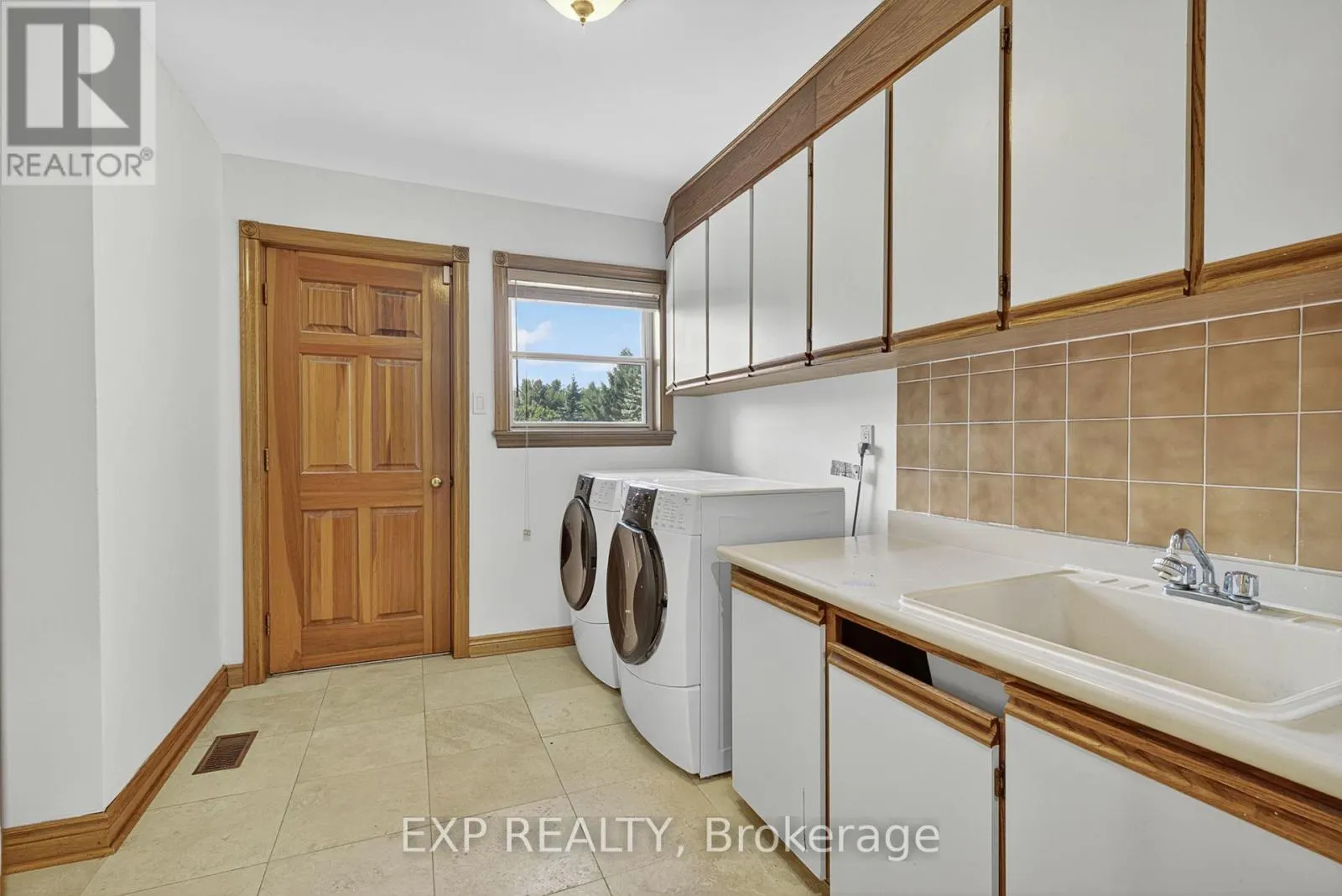315 STEPHANIE BOULEVARD