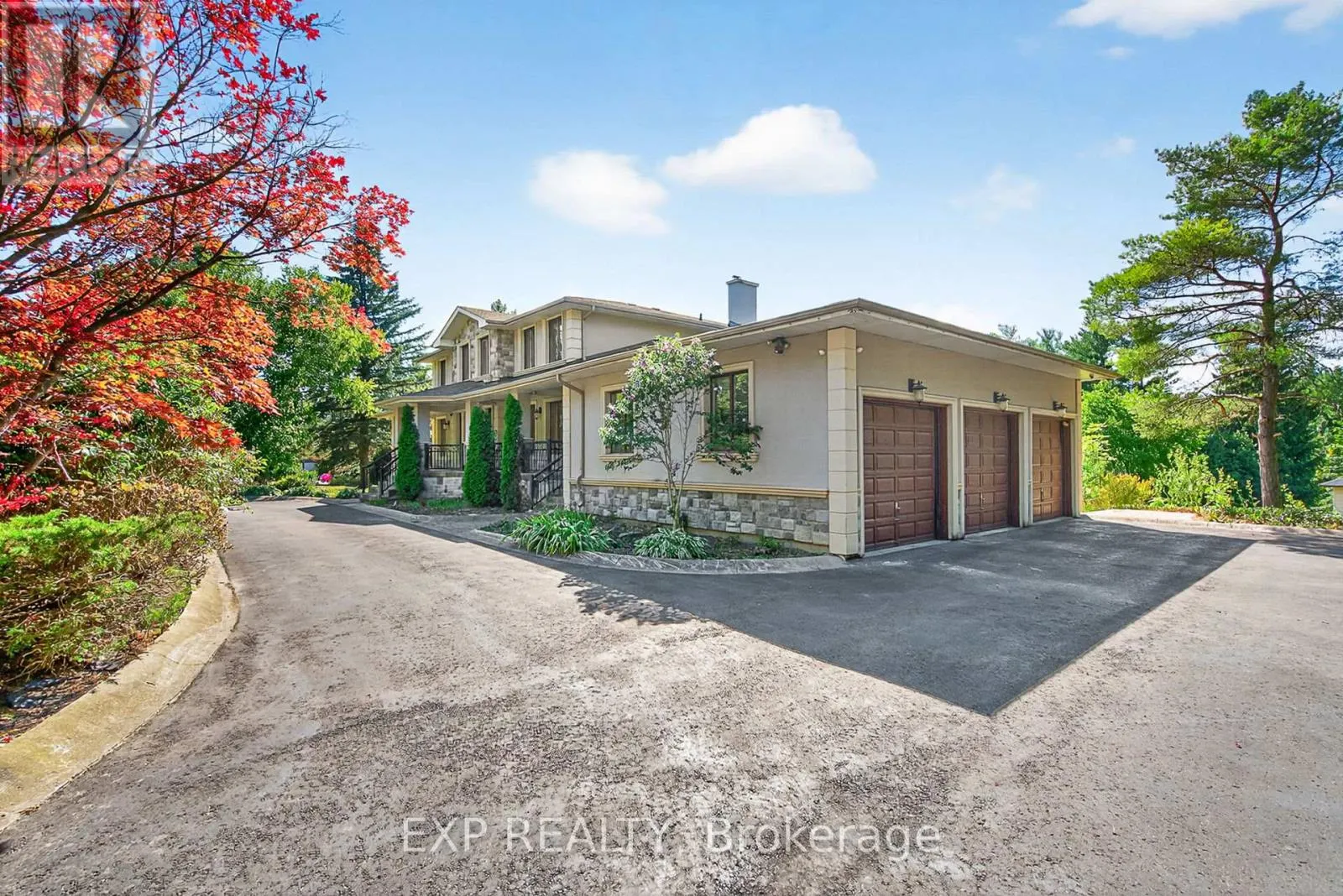 315 STEPHANIE BOULEVARD