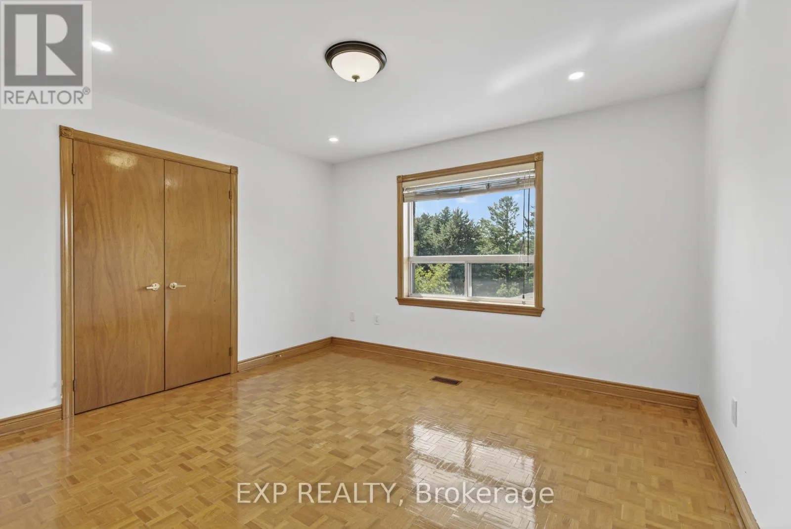 315 STEPHANIE BOULEVARD