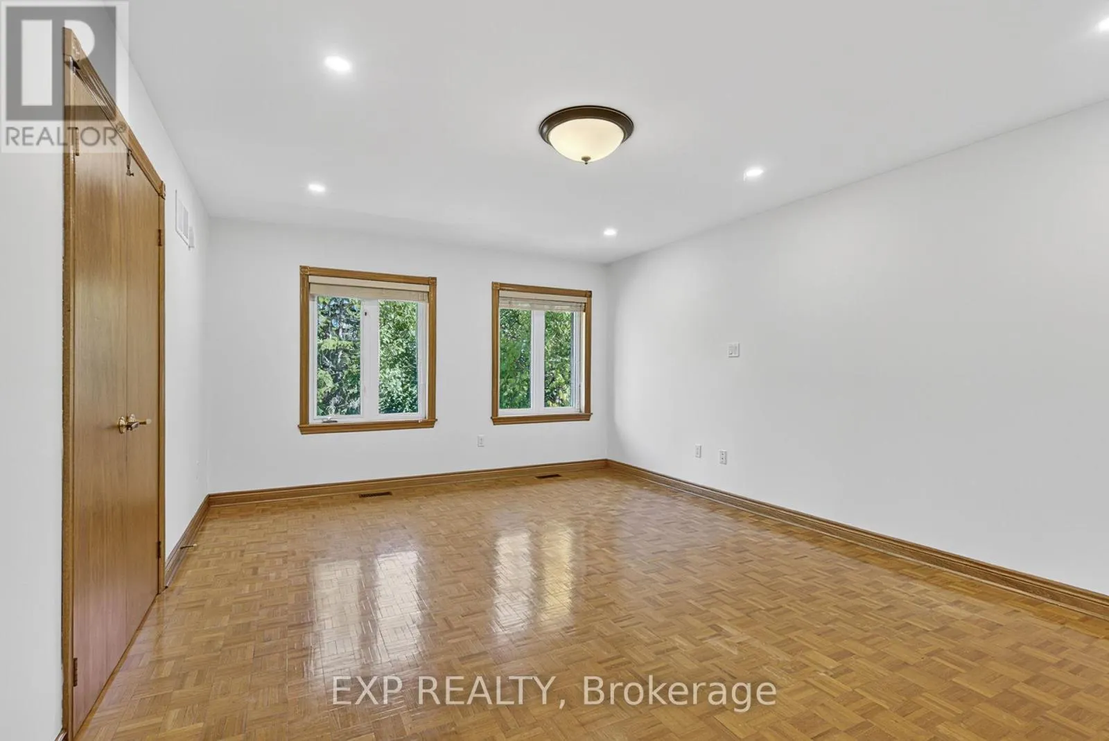 315 STEPHANIE BOULEVARD