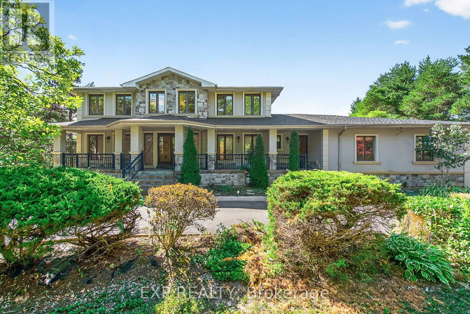 315 STEPHANIE BOULEVARD