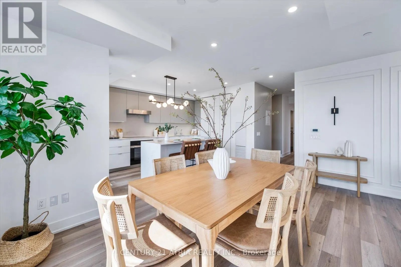 LPH03 - 8 CEDARLAND DRIVE