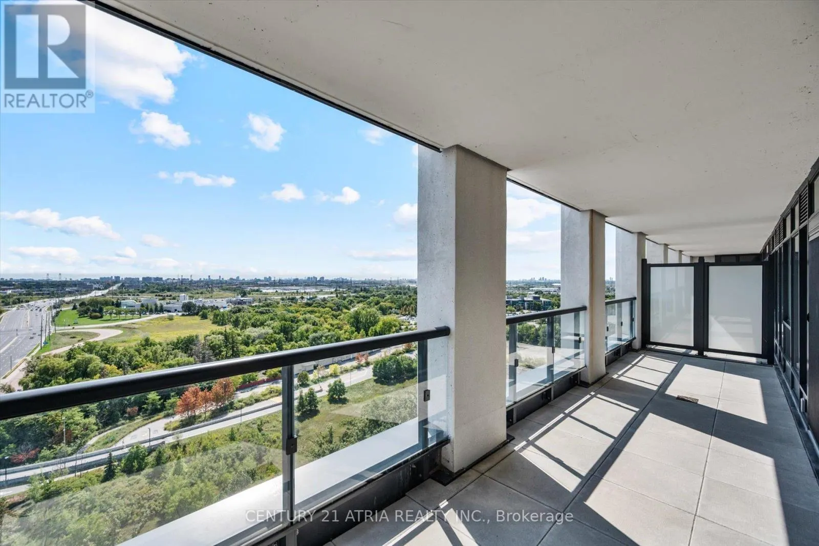 LPH03 - 8 CEDARLAND DRIVE