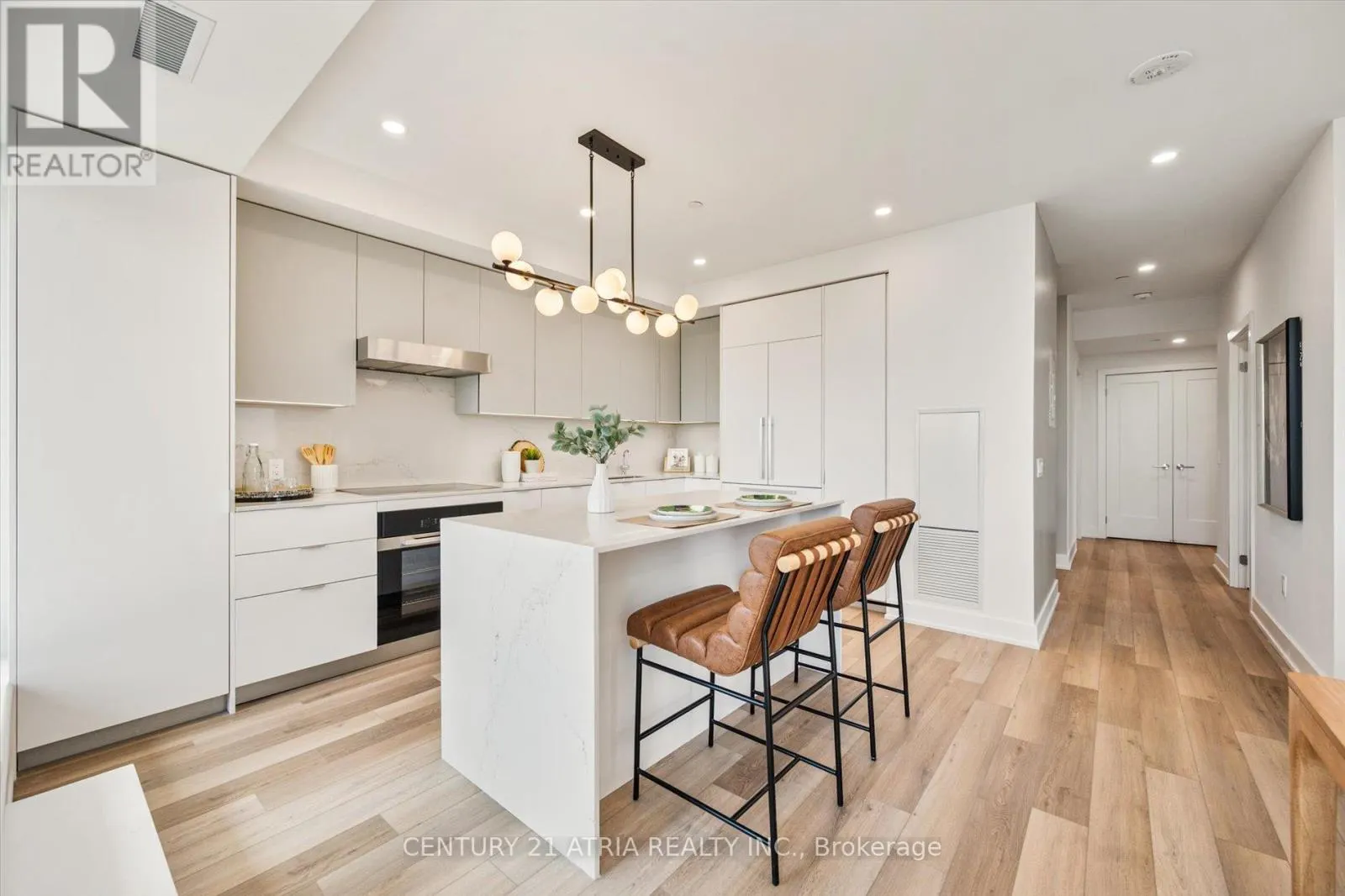 LPH03 - 8 CEDARLAND DRIVE