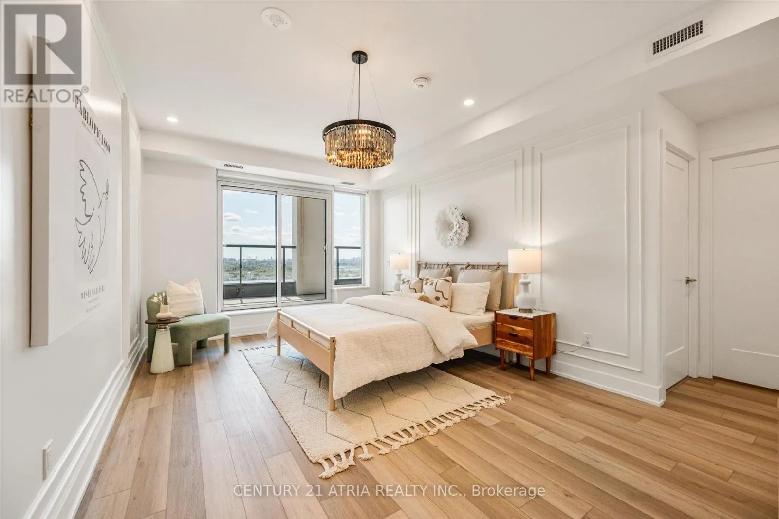 LPH03 - 8 CEDARLAND DRIVE