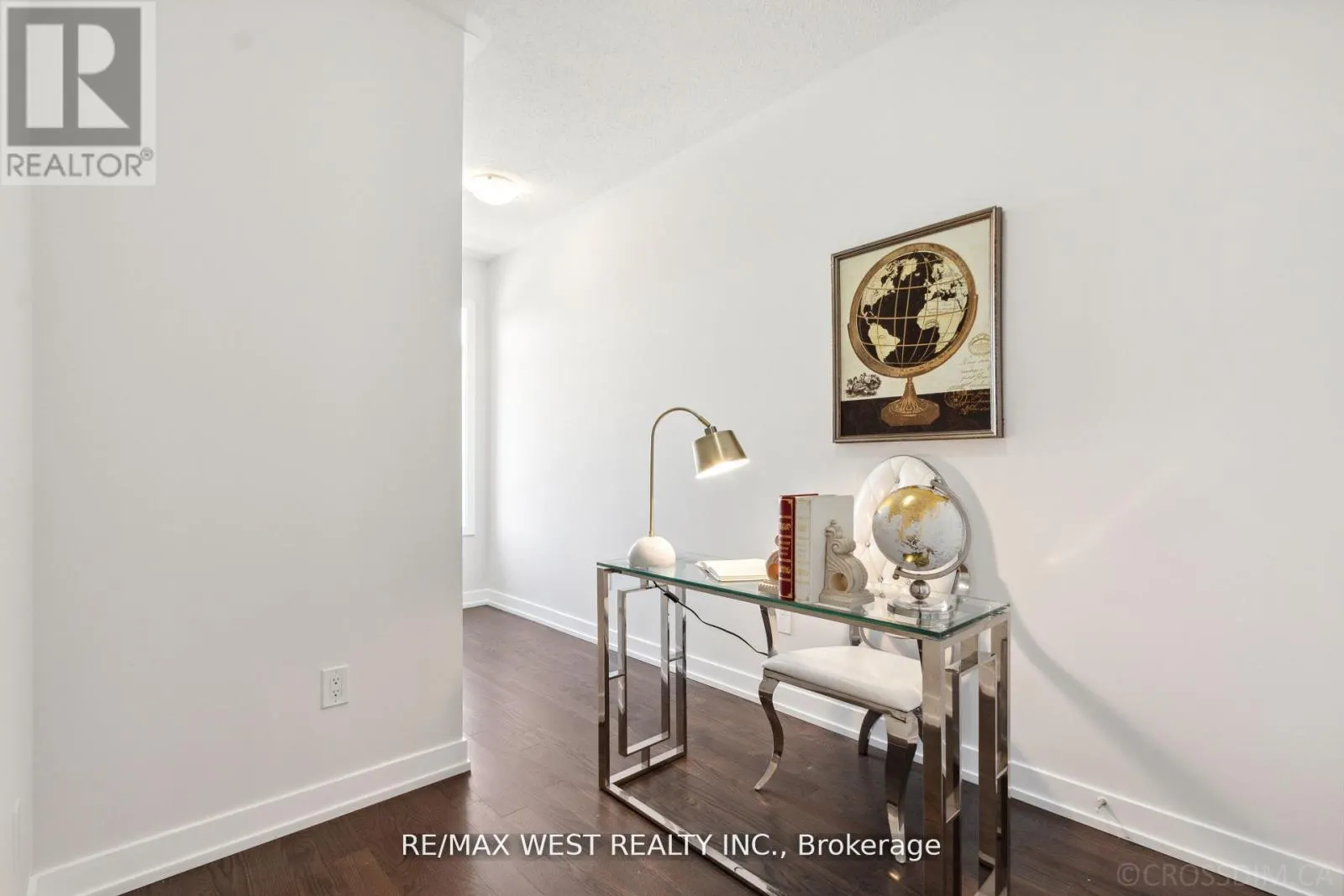 147 SALTERTON CIRCLE