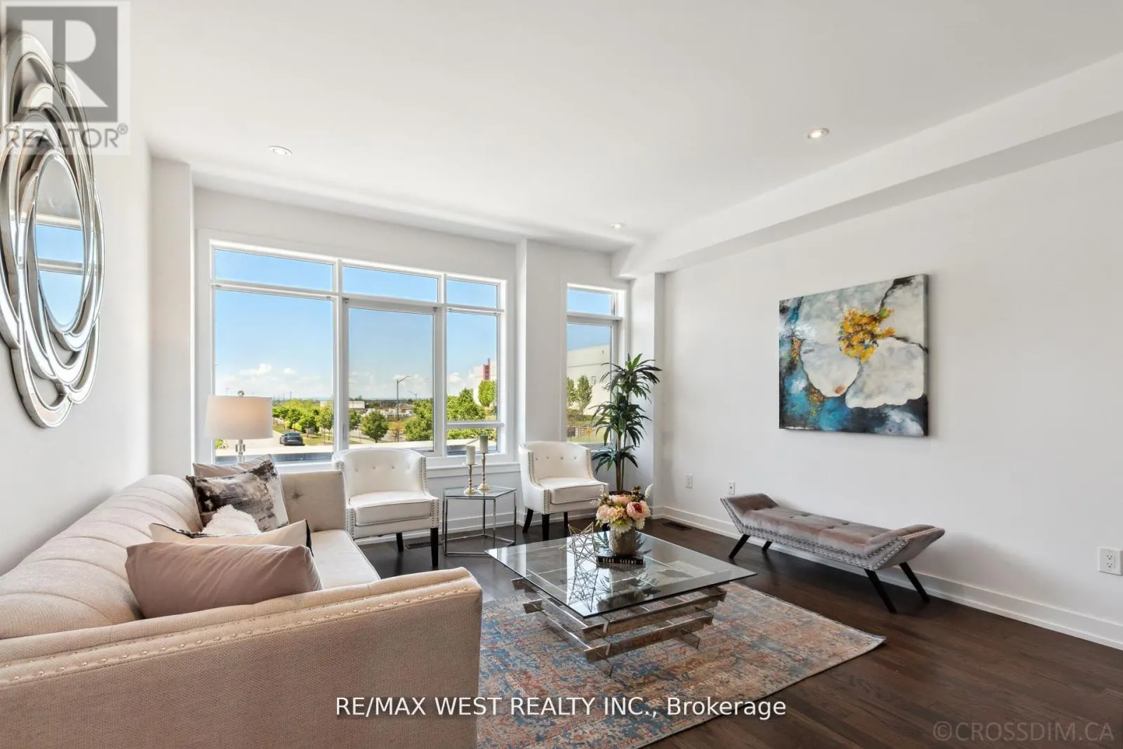 147 SALTERTON CIRCLE