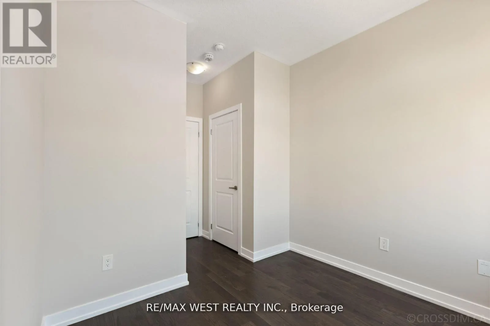 147 SALTERTON CIRCLE
