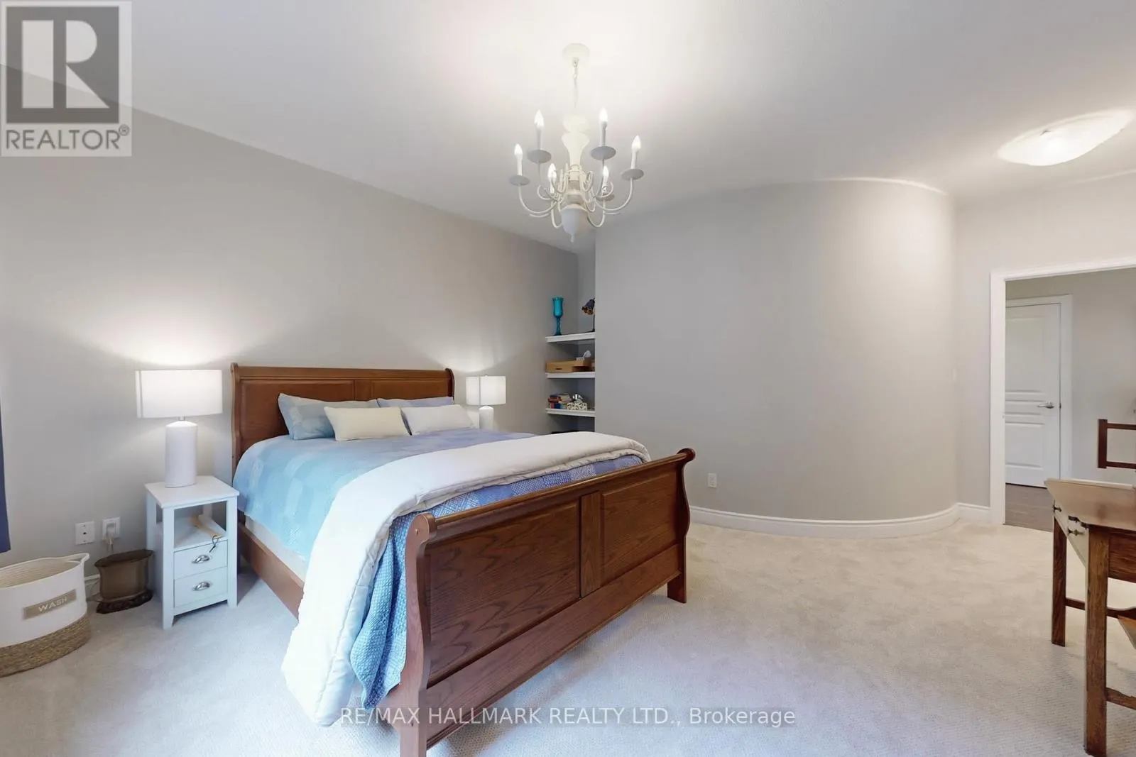 436 PARADELLE DRIVE