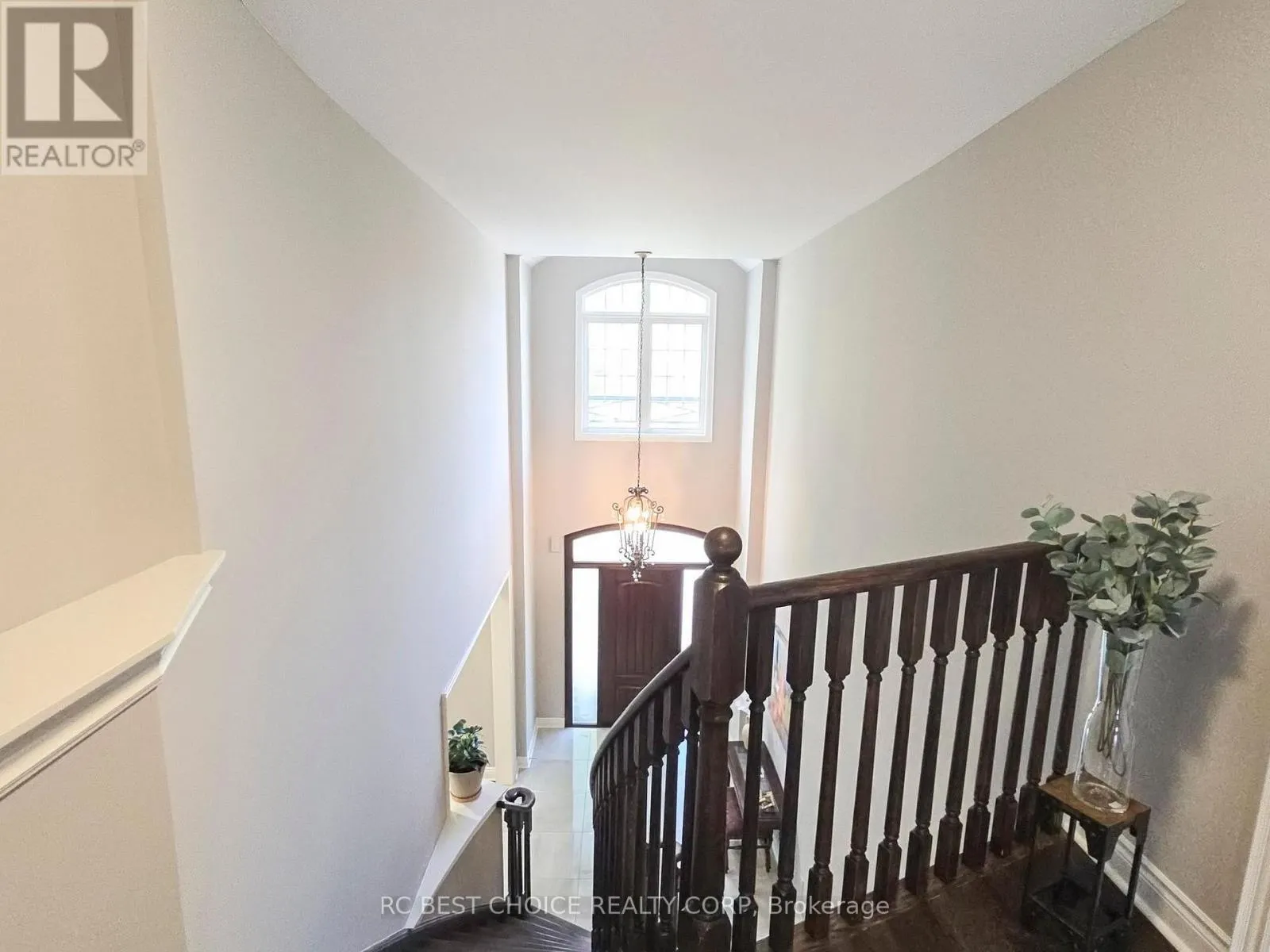 192 TONNER CRESCENT