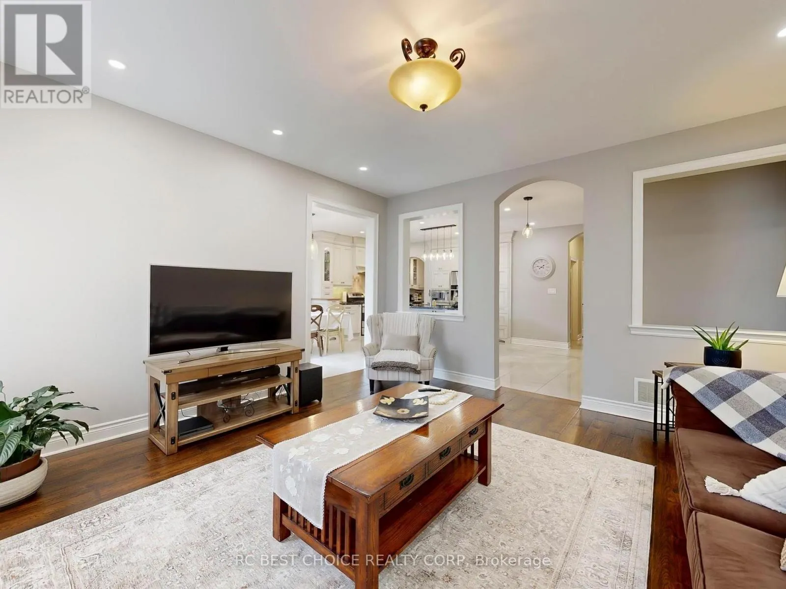 192 TONNER CRESCENT
