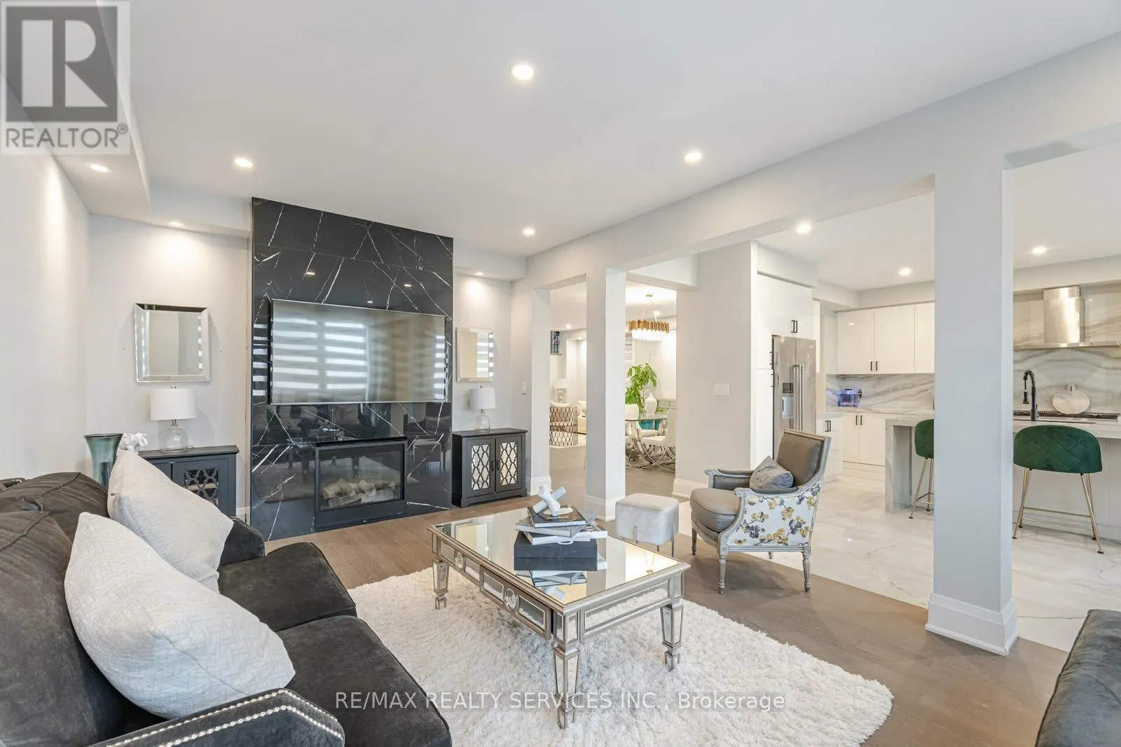 7 BYBLOS COURT