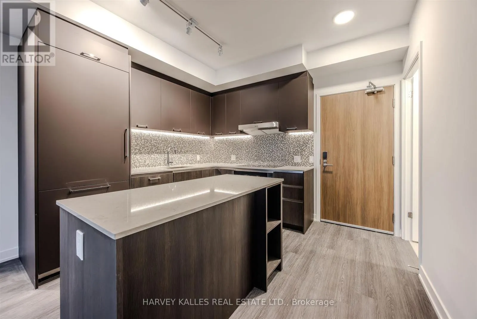 432 - 8188 YONGE STREET