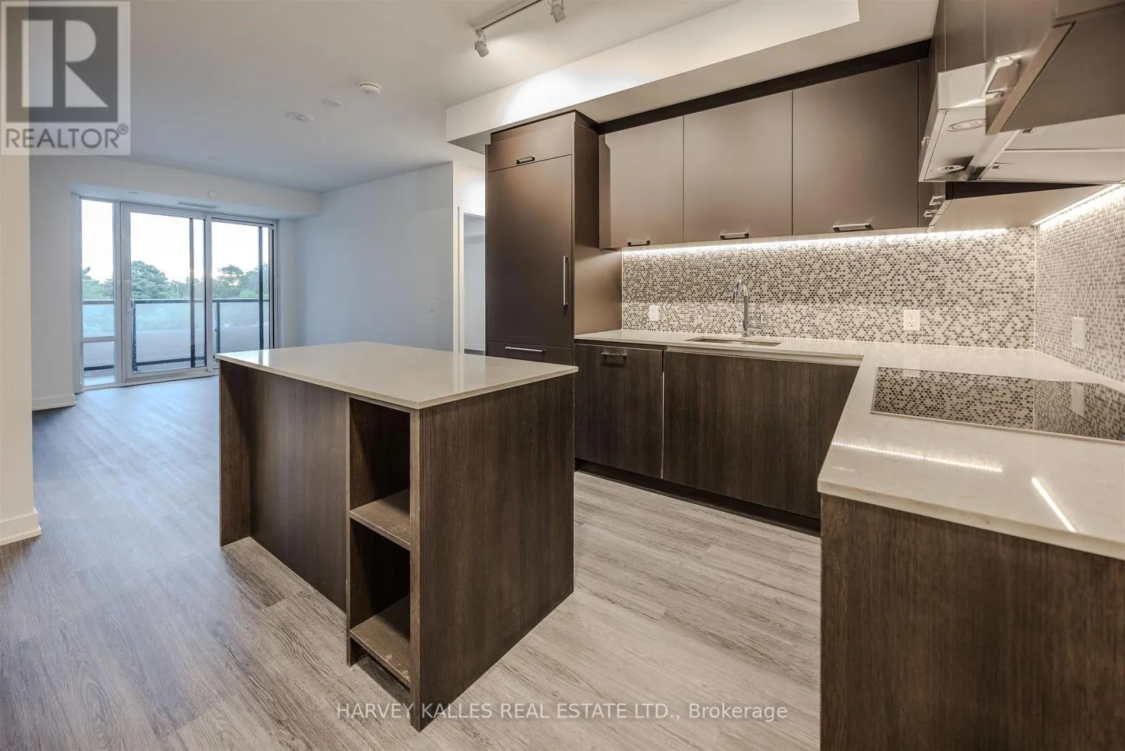 432 - 8188 YONGE STREET