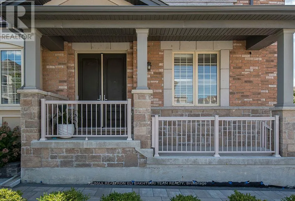 43 DRIZZEL CRESCENT