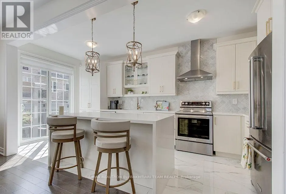 43 DRIZZEL CRESCENT