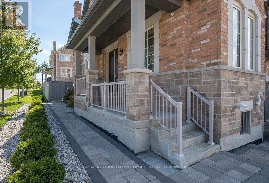 43 DRIZZEL CRESCENT