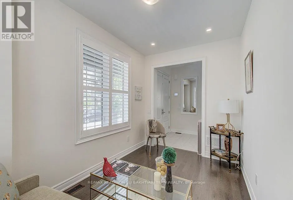 43 DRIZZEL CRESCENT