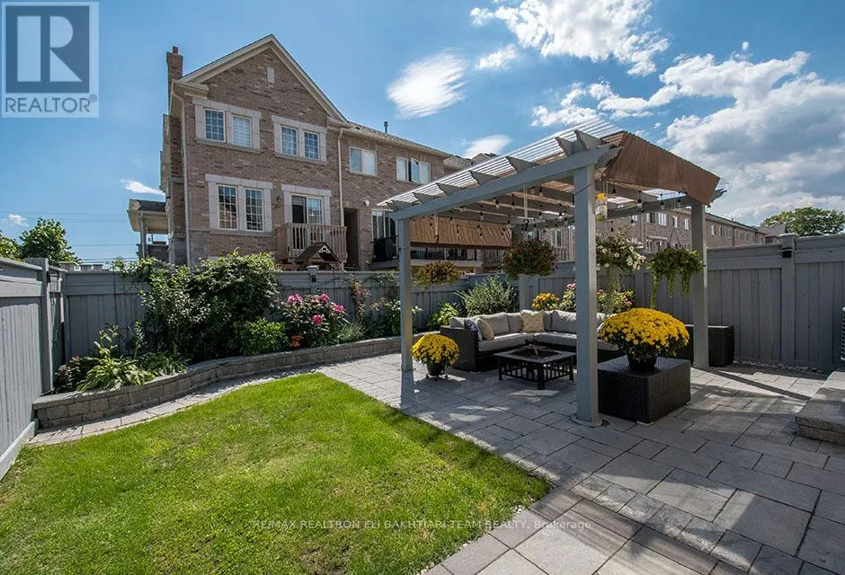 43 DRIZZEL CRESCENT