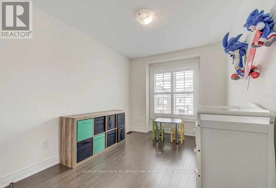 43 DRIZZEL CRESCENT
