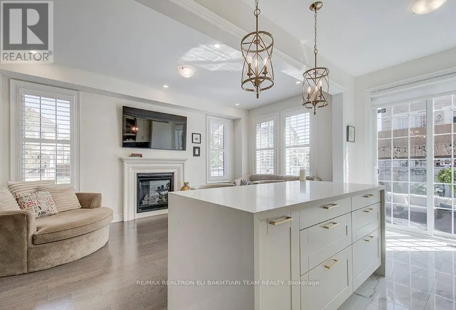 43 DRIZZEL CRESCENT