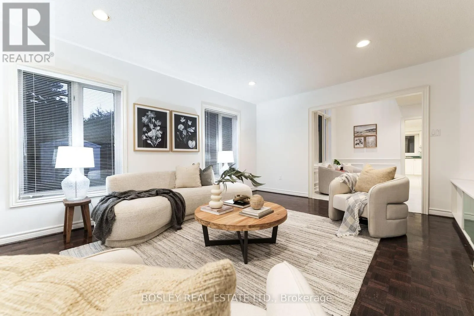 82 WOODSTONE AVENUE